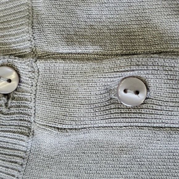 Nue Options light gray cardegan sweater. Very good used condition and qu… - Picture 10 of 10